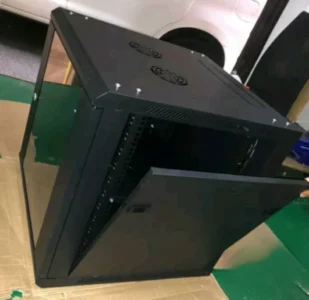 2U WALL MOUNT DATA CABINET CCORP